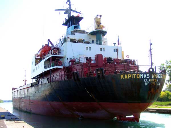 welland Canal in Port Dalhousie